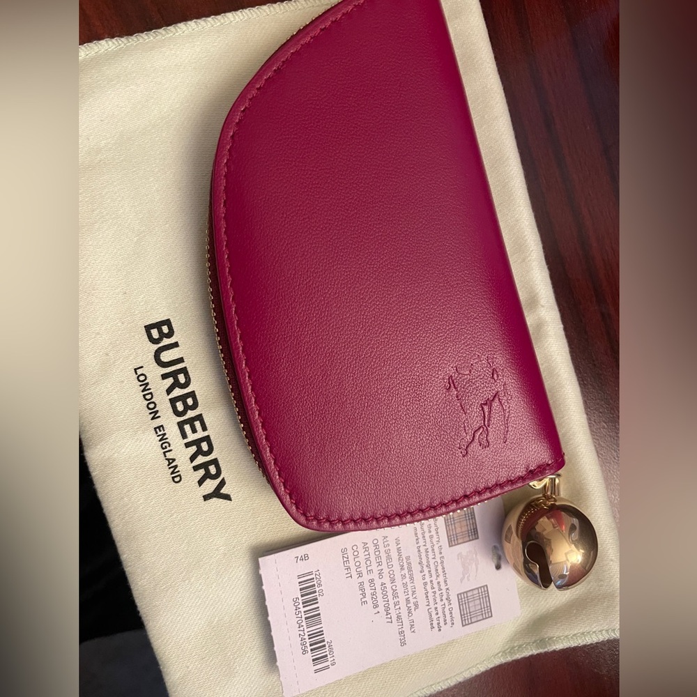 NWT Burberry  shield coin case in pink/ Ripple - Picture 4 of 6